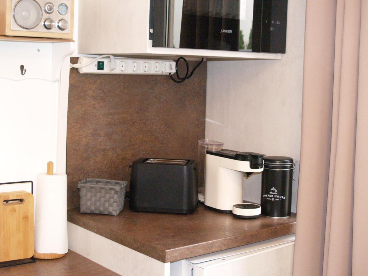 Lg Tiny Apartamento Korneuburg Exterior foto