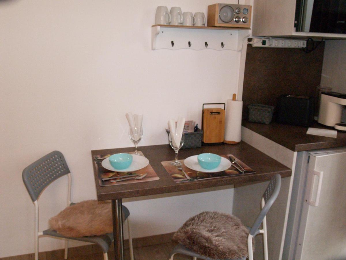 Lg Tiny Apartamento Korneuburg Exterior foto